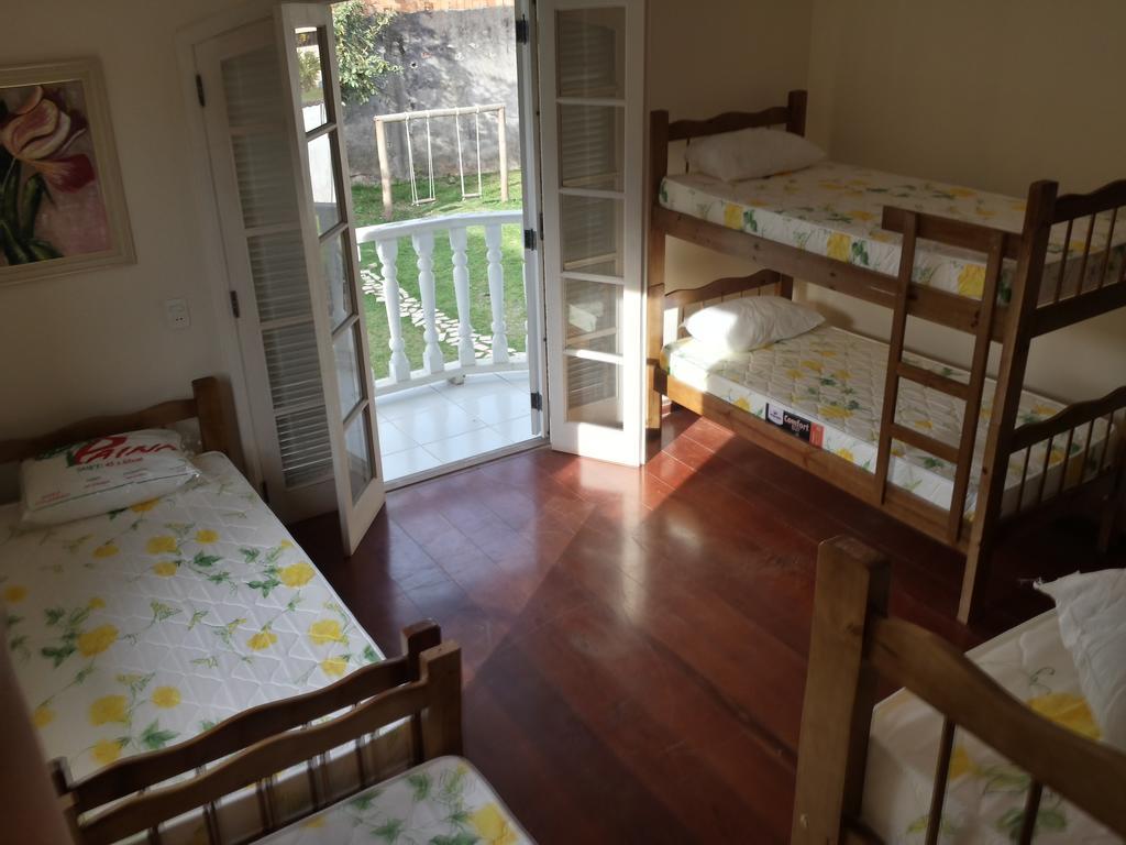 פאראטי Canguru Hostel חדר תמונה