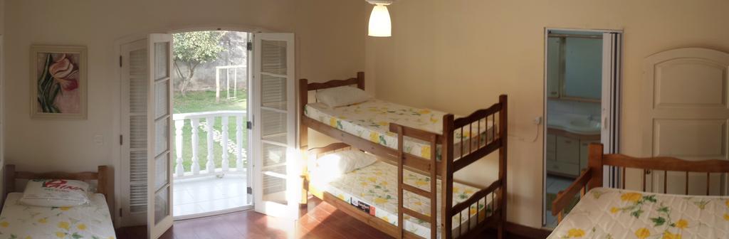 פאראטי Canguru Hostel חדר תמונה