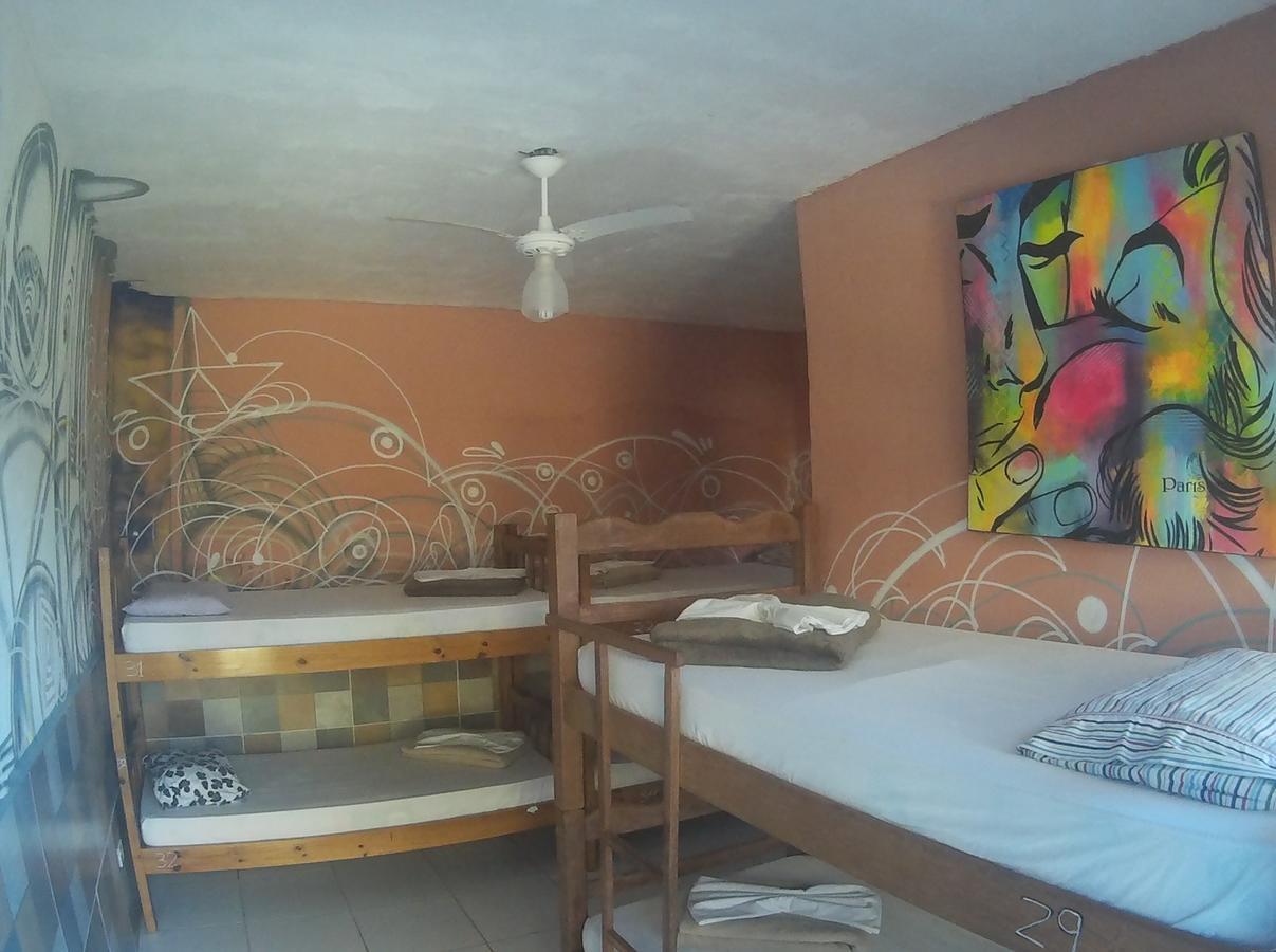 פאראטי Canguru Hostel מראה חיצוני תמונה