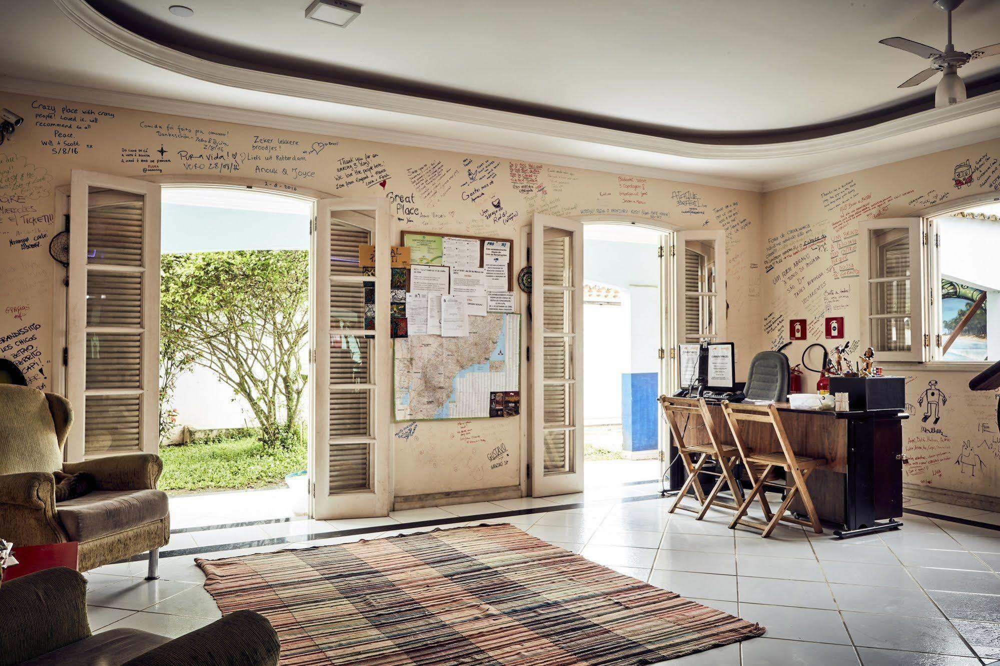 פאראטי Canguru Hostel מראה חיצוני תמונה