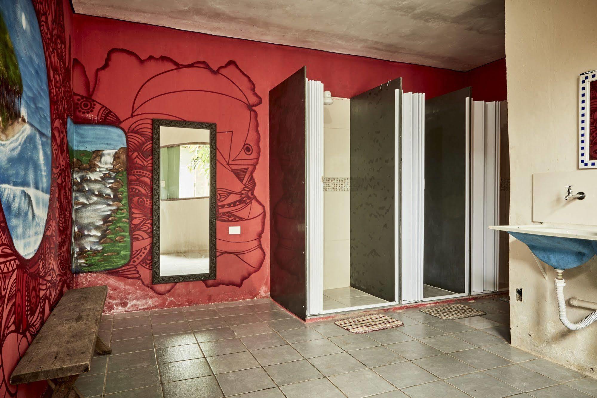 פאראטי Canguru Hostel מראה חיצוני תמונה